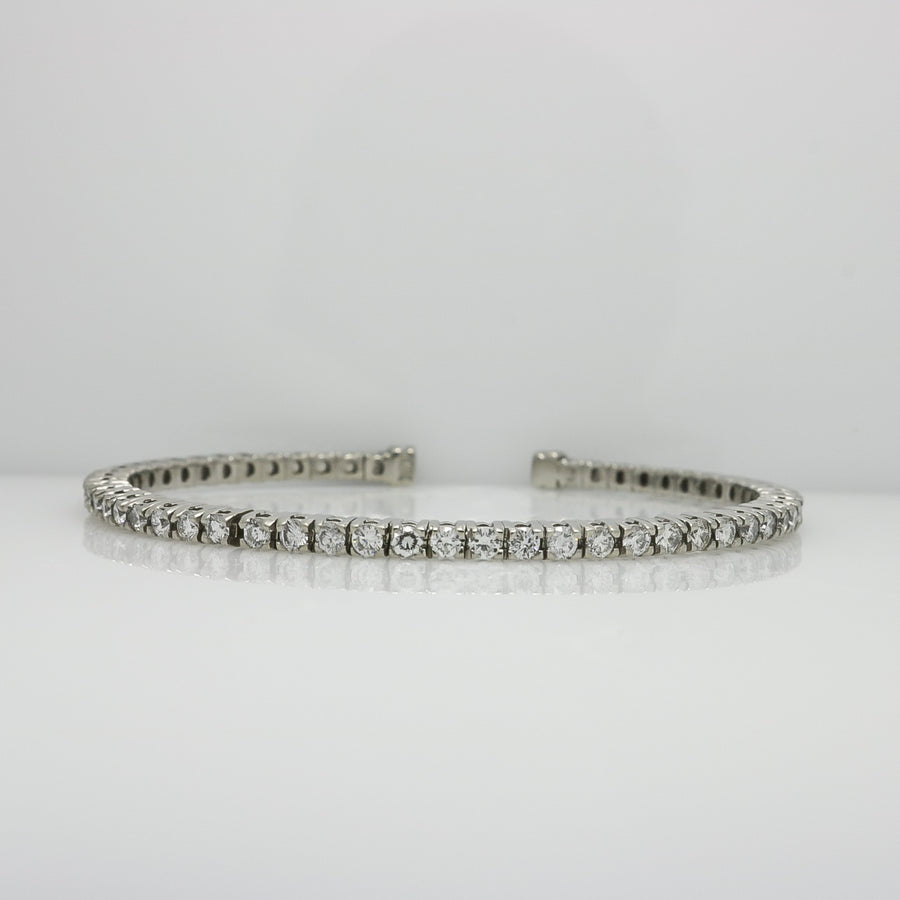 WHITE GOLD CUFF DIAMOND BRACELET