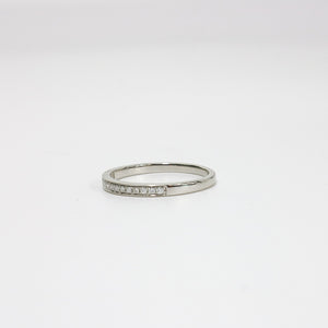 WHITE GOLD DIAMOND RING