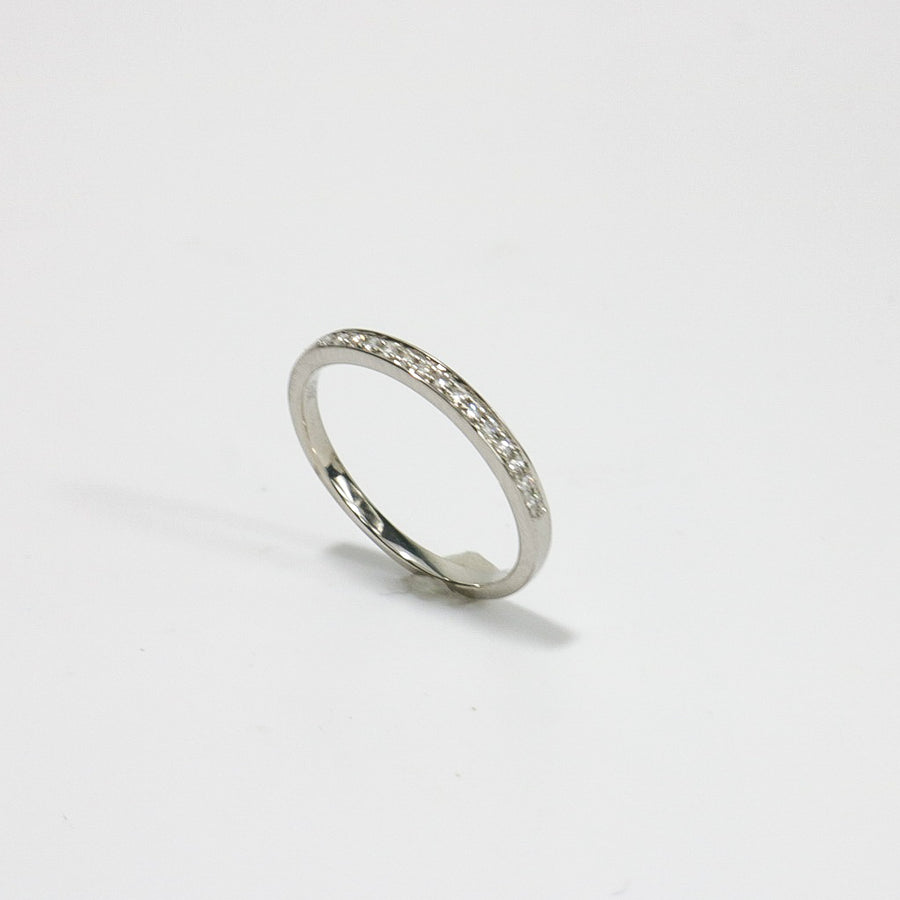 WHITE GOLD DIAMOND RING