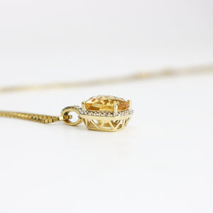 YELLOW GOLD PENDANT WITH CITRINE GEMSTONE AND BOX CHAIN