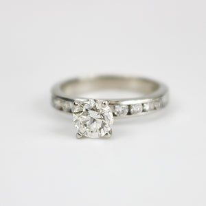 ENGAGEMENT DIAMOND PLATINUM RING