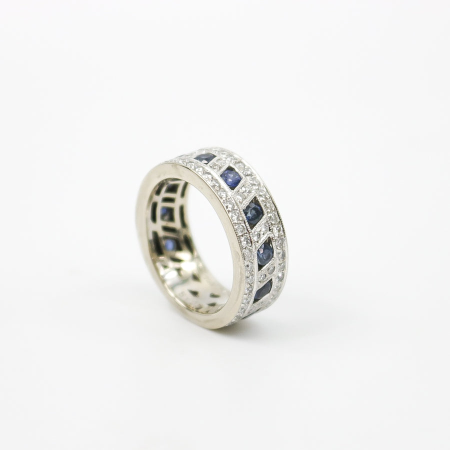 WHITE GOLD LADY'S RING BAND WITH NATURAL SAPPHIRES AND DIAMONDS