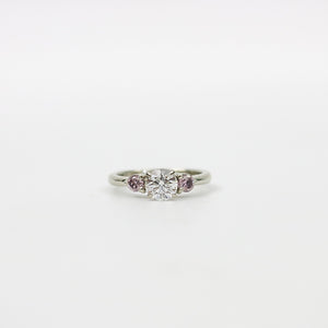 WHITE GOLD NATURAL DIAMOND ENGAGEMENT RING 0.73CTS