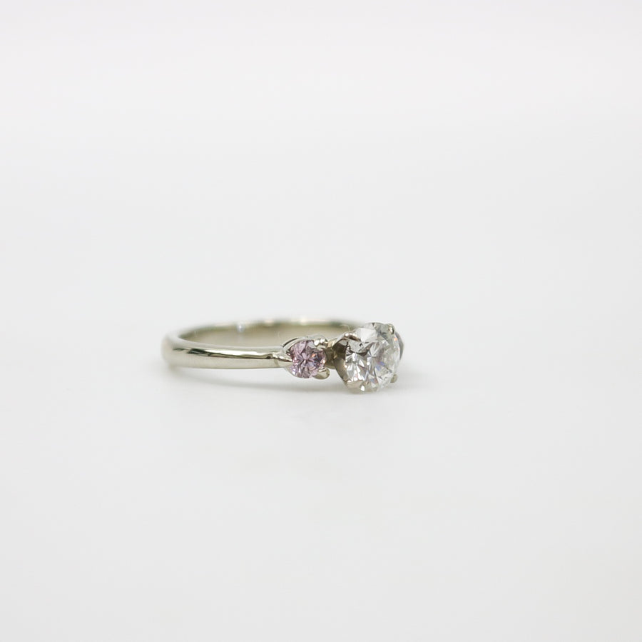 WHITE GOLD NATURAL DIAMOND ENGAGEMENT RING 0.73CTS