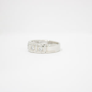 WHITE GOLD MEN'S NATURAL DIAMOND WEDDING BAND