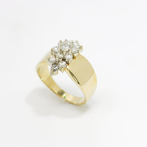 LADIES DIAMOND CLUSTER RING