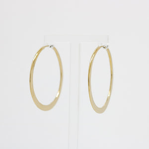 YELLOW GOLD HAMMERED HOOP EARRINGS