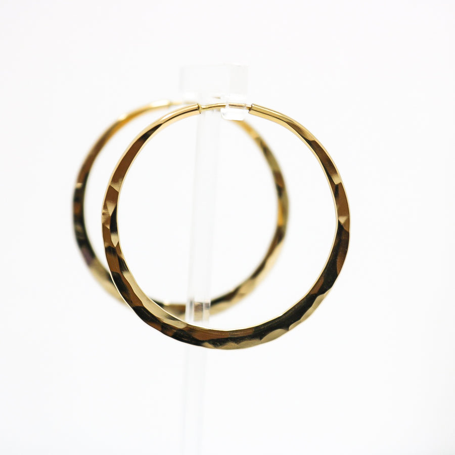 YELLOW GOLD HAMMERED HOOP EARRINGS