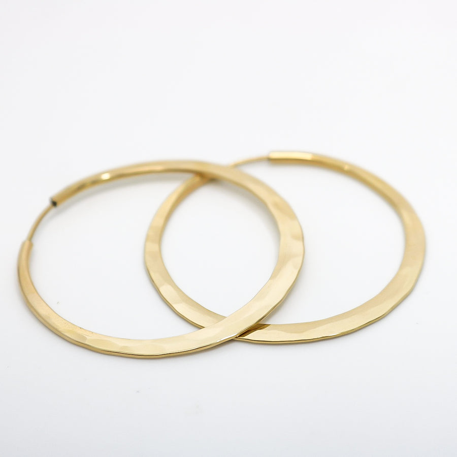 YELLOW GOLD HAMMERED HOOP EARRINGS