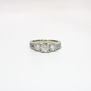 WHITE GOLD PAST PRESENT FUTURE NATURAL DIAMOND RING