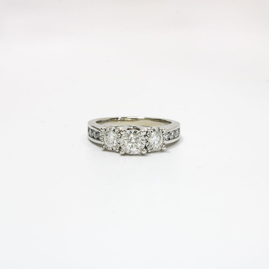 WHITE GOLD PAST PRESENT FUTURE NATURAL DIAMOND RING