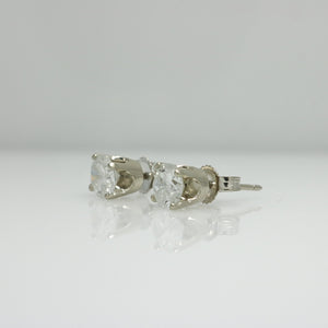 SOLITAIRE DIAMOND EARRINGS