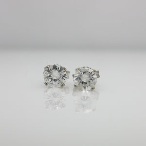 SOLITAIRE DIAMOND EARRINGS