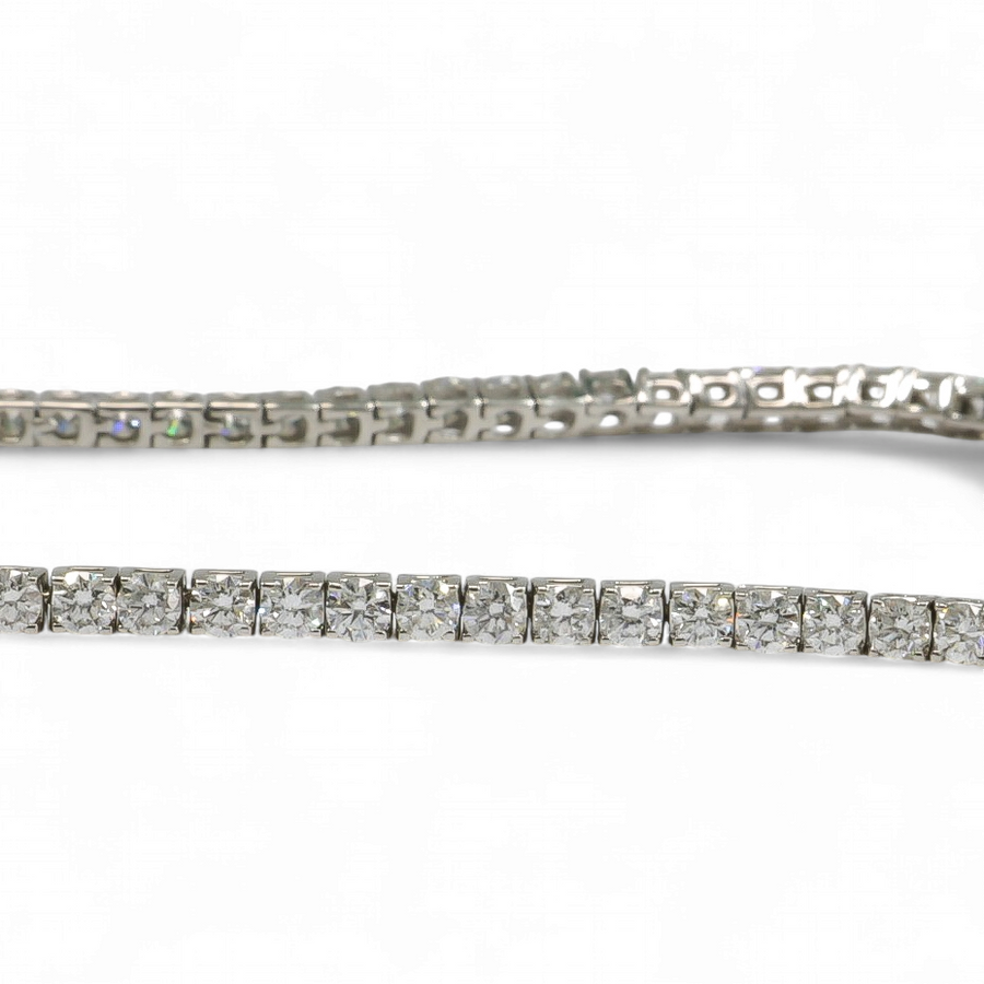 WHITE GOLD TENNIS BRACELET WITH  LAB GROWN DIAMONDS.