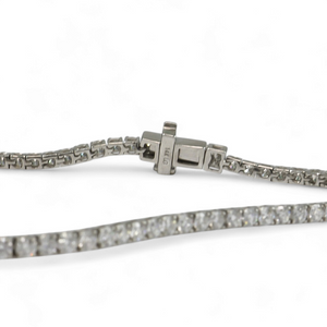 WHITE GOLD TENNIS BRACELET WITH  LAB GROWN DIAMONDS.