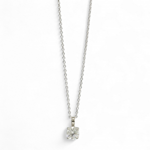 WHITE GOLD NATURAL ROUND DIAMOND PENDANT WITH NECKLACE.