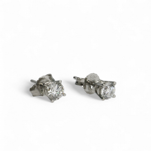 DIAMOND STUD EARRINGS