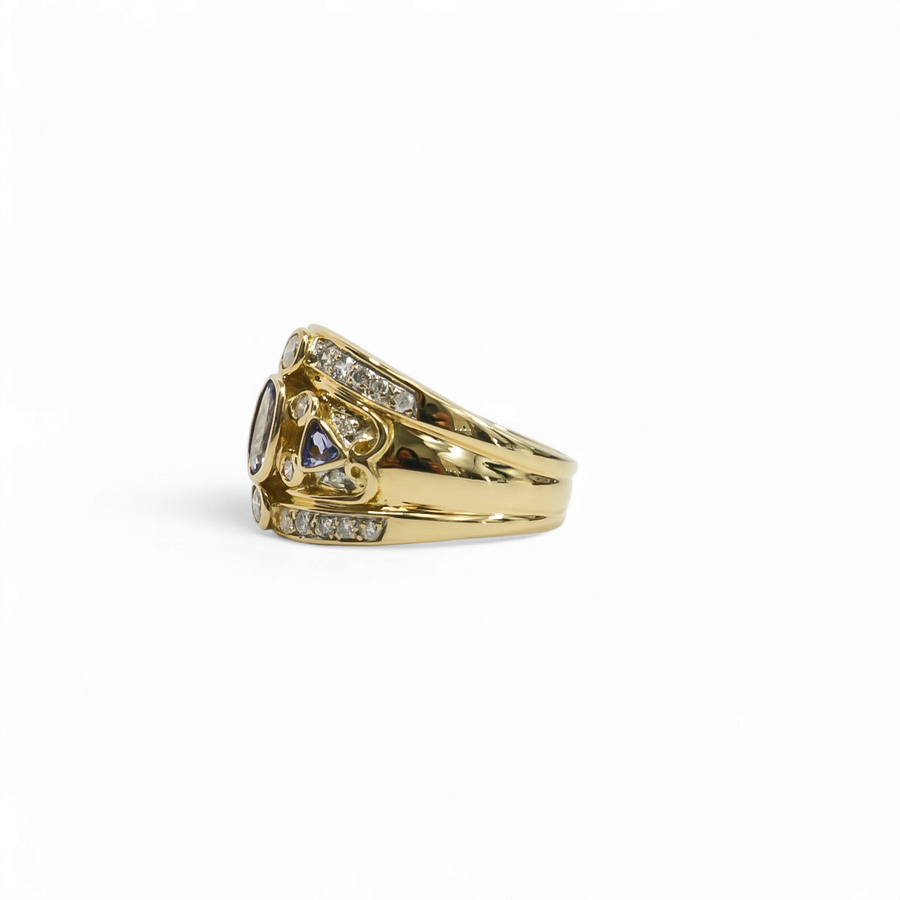 YELLOW GOLD LADY'S RING WITH TANZANITE AND DIAMOND STONES