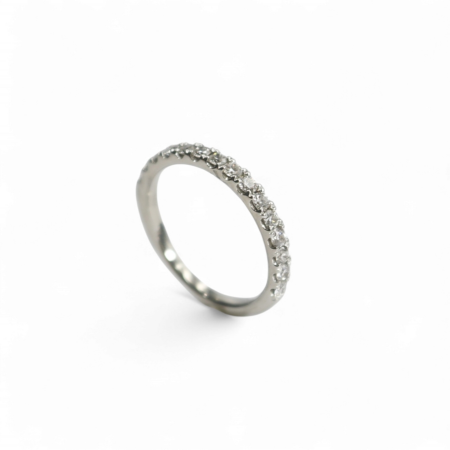 WHITE GOLD NATURAL DIAMOND WEDDING BAND