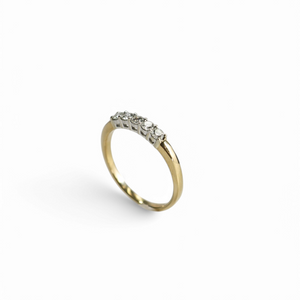 YELLOW GOLD NATURAL DIAMOND BAND