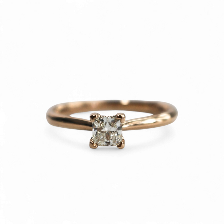 ROSE GOLD NATURAL DIAMOND ENGAGEMENT RING G.I.A. CERTIFIED