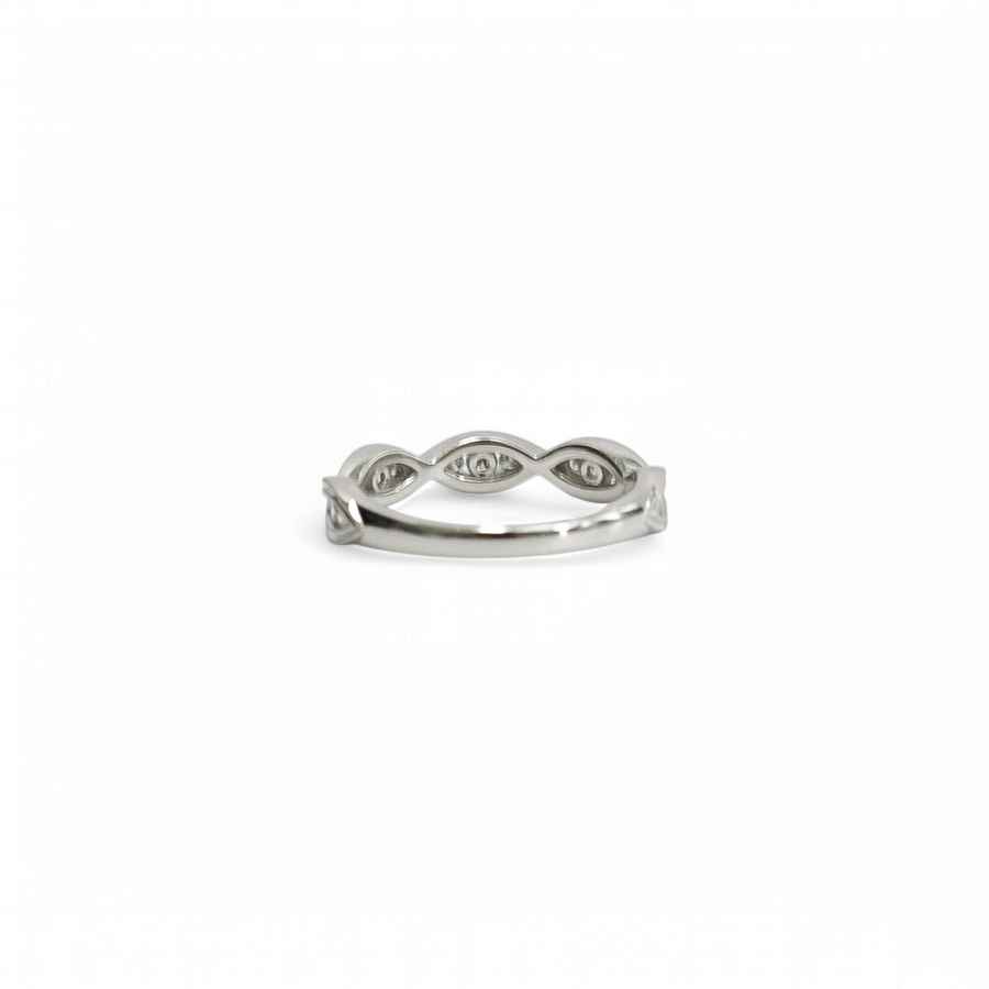 WHITE GOLD INFINITY BAND WITH NATURAL DIAMONDS.