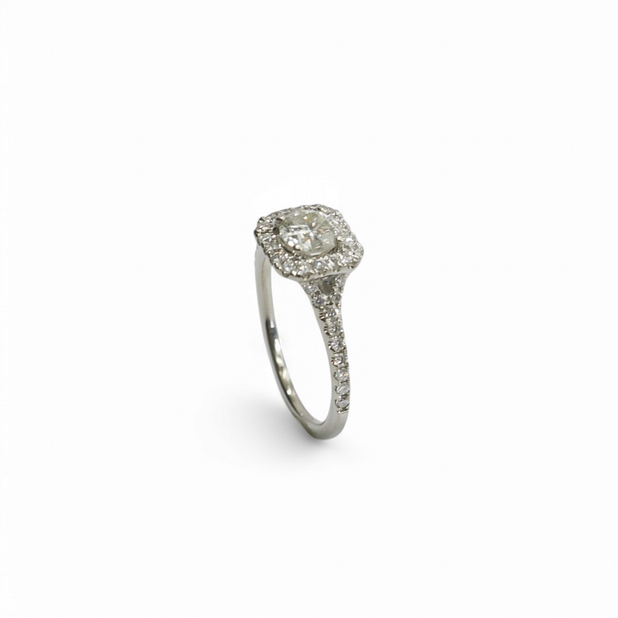 WHITE GOLD NATURAL DIAMOND ENGAGEMENT RING