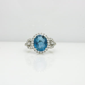 WHITE GOLD TOPAZ RING