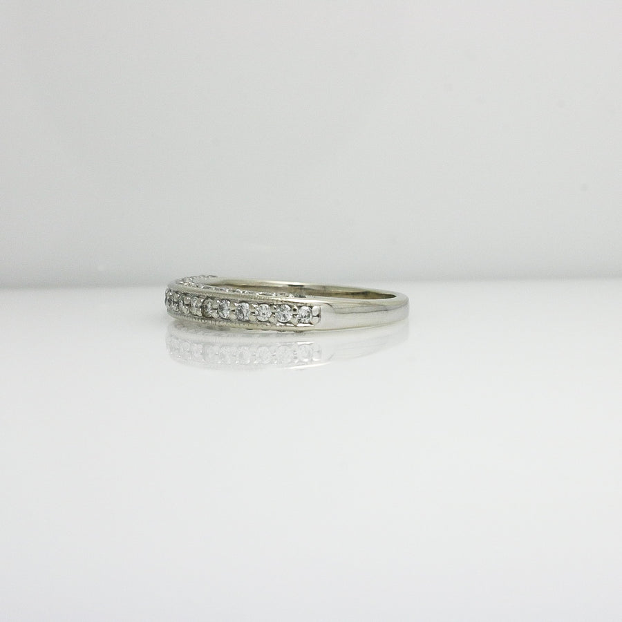 PAVE DIAMOND BAND