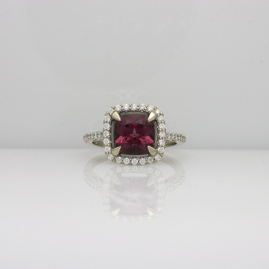 WHITE GOLD PINK GARNET & DIAMOND RING